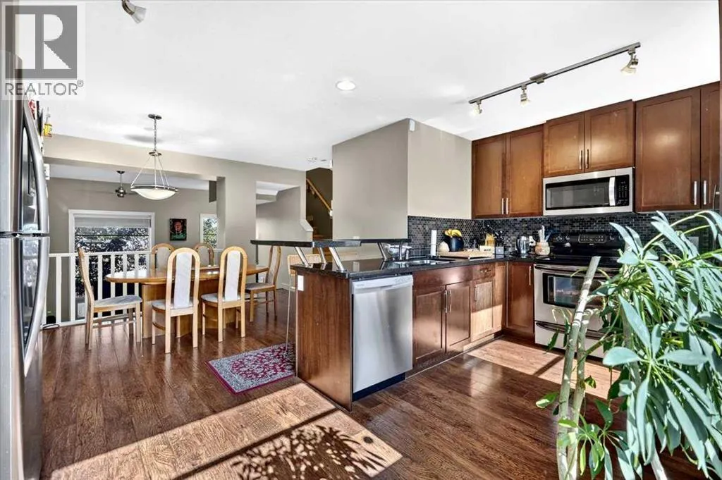 73 Aspen Hills Terrace SW