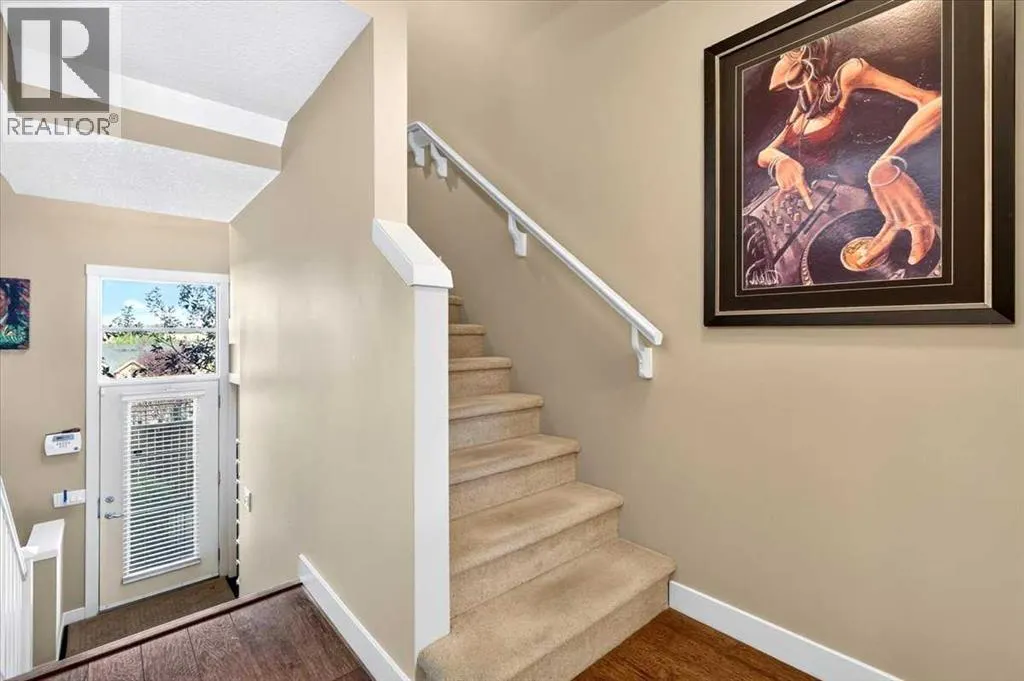 73 Aspen Hills Terrace SW