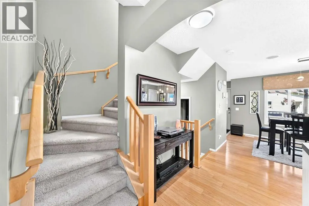 223 Skyview Ranch Way NE