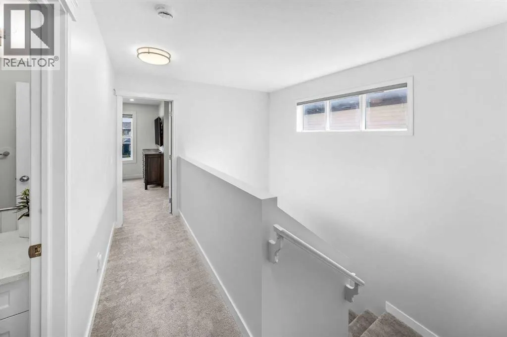 207 Copperpond Road SE