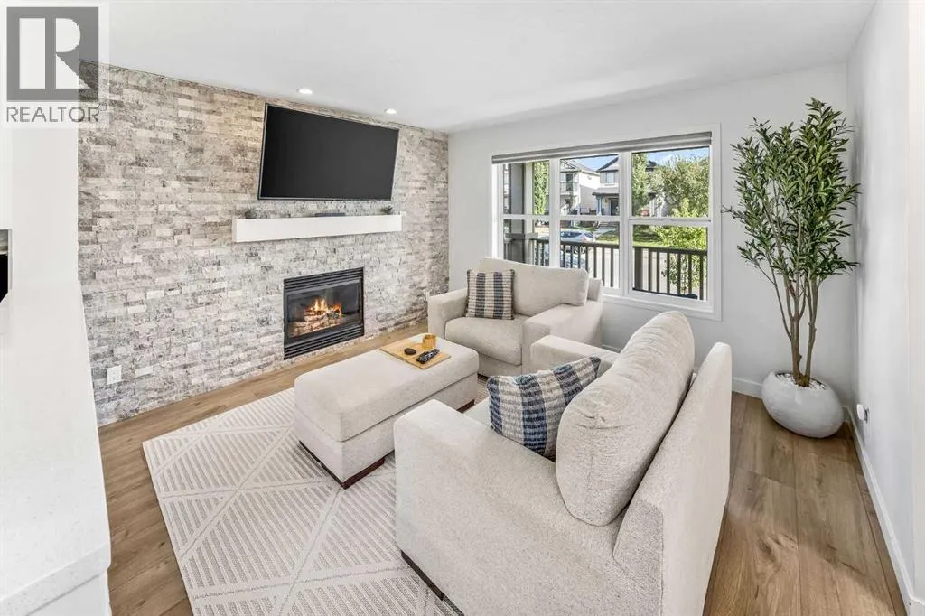 207 Copperpond Road SE
