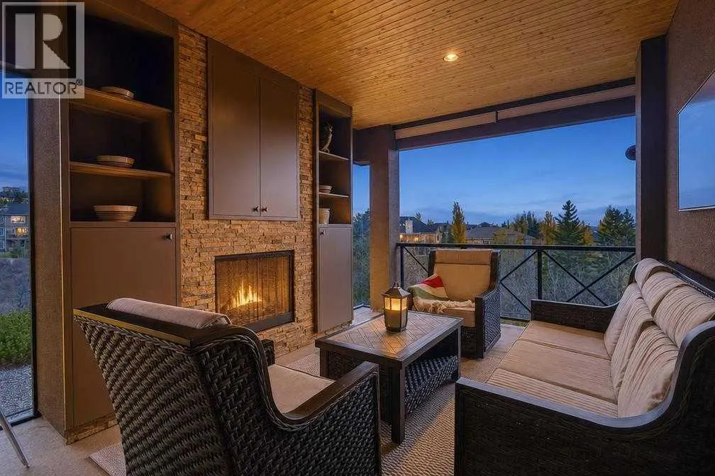 144 Fortress Bay SW