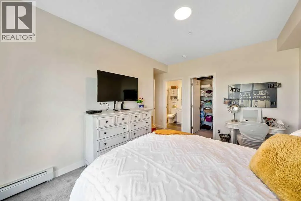 2305, 100 Banister Drive