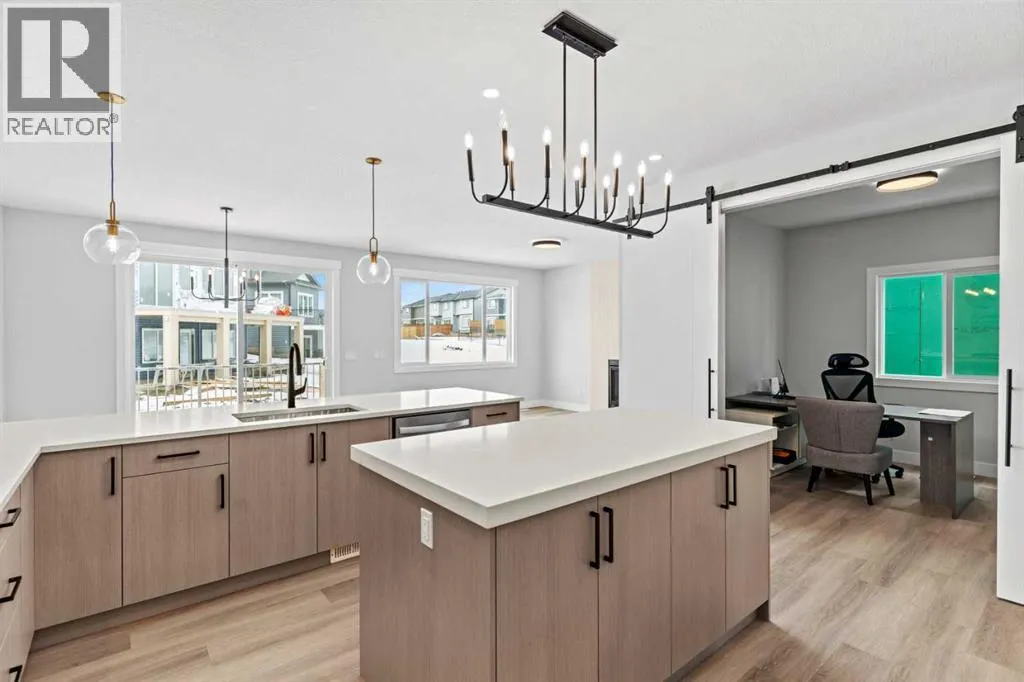 141 Vantage Drive
