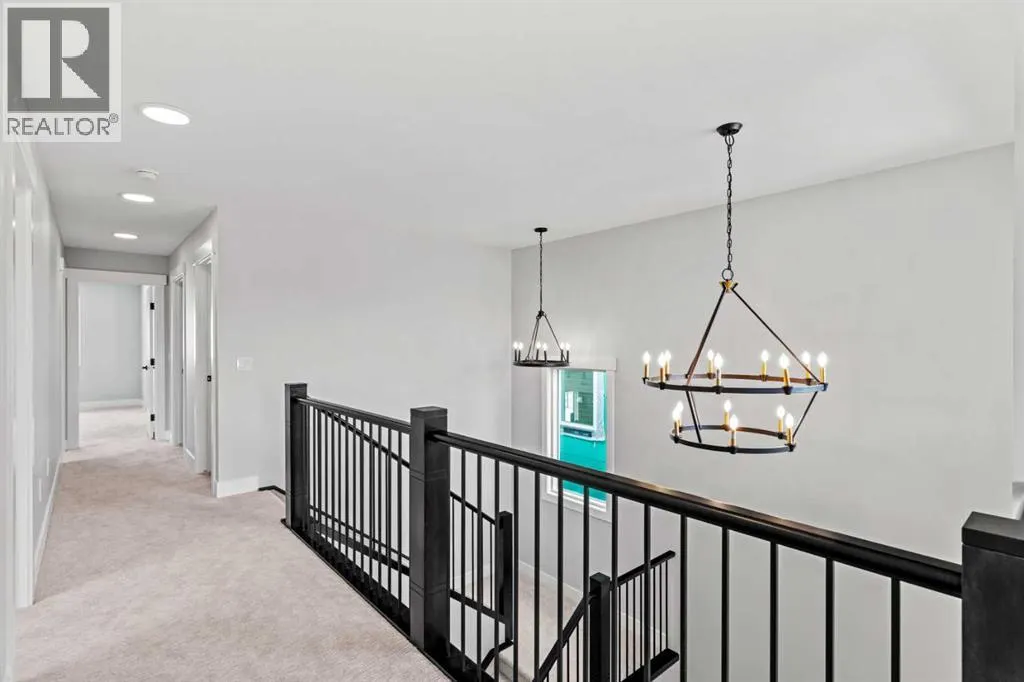 141 Vantage Drive