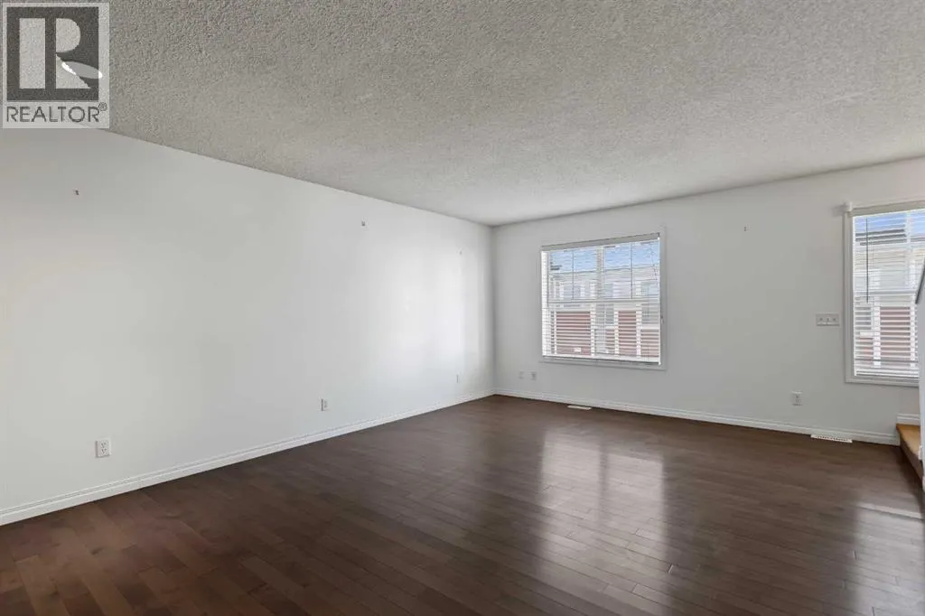 3240 New Brighton Gardens SE