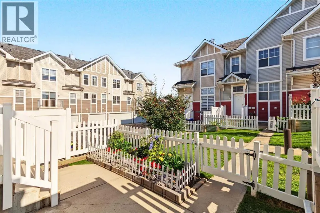 3240 New Brighton Gardens SE