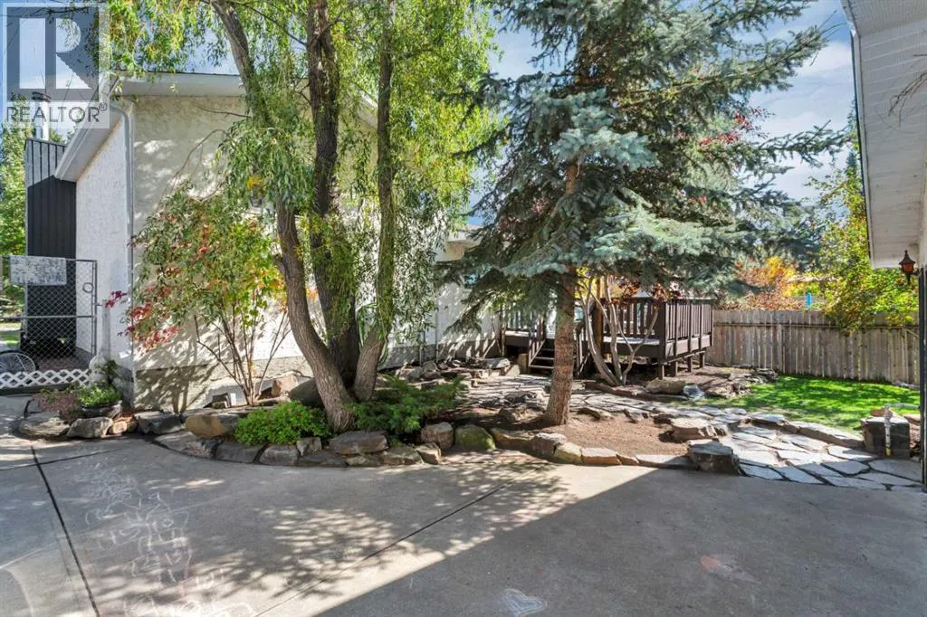 54 Lakeview Crescent