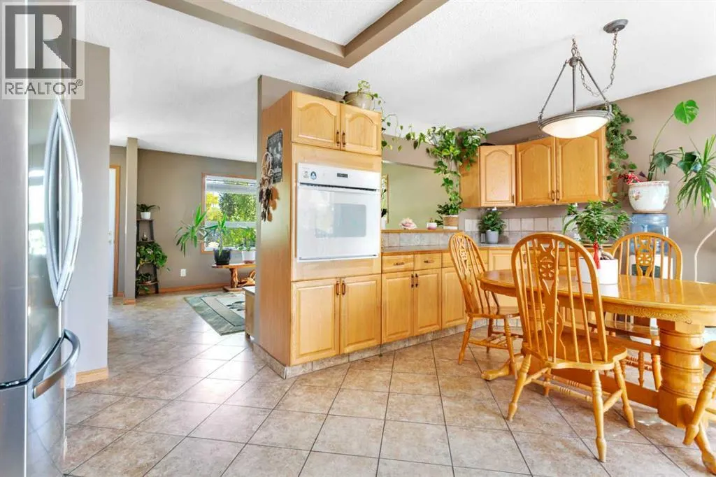 54 Lakeview Crescent
