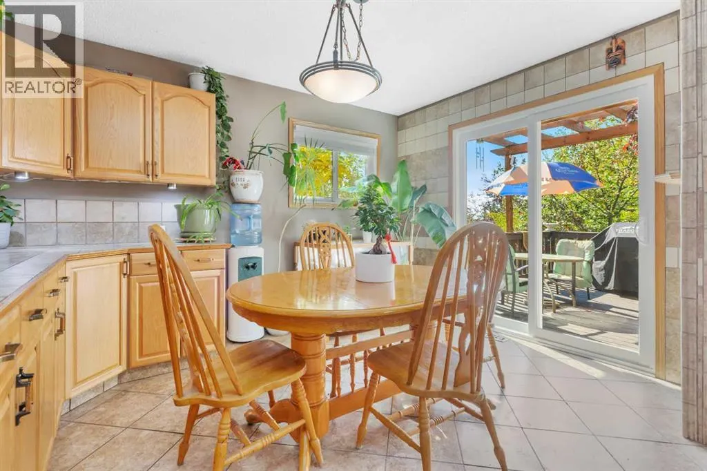 54 Lakeview Crescent
