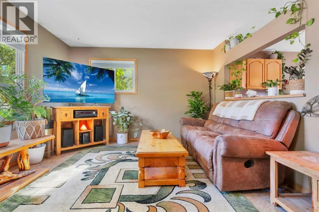 54 Lakeview Crescent