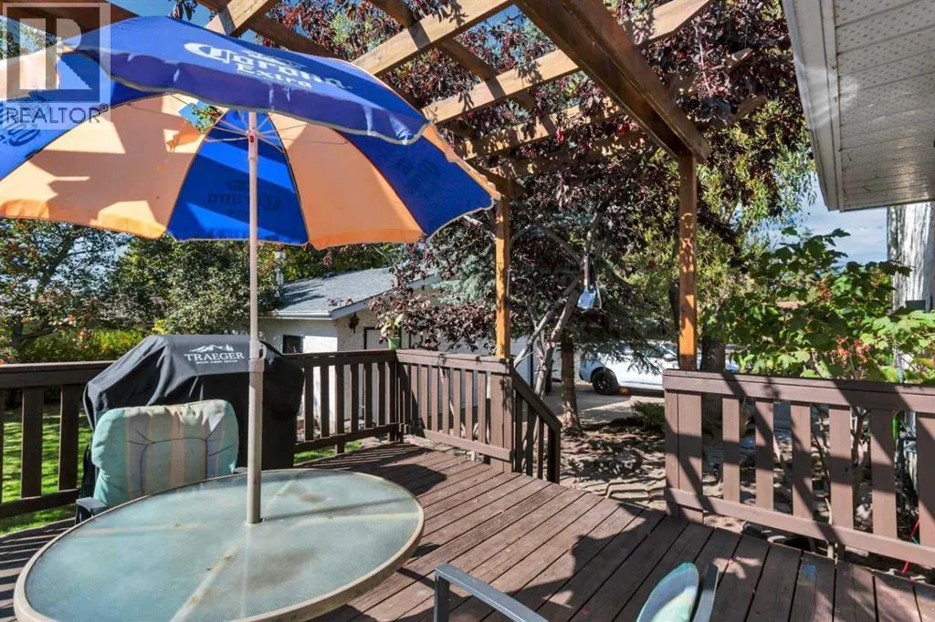 54 Lakeview Crescent