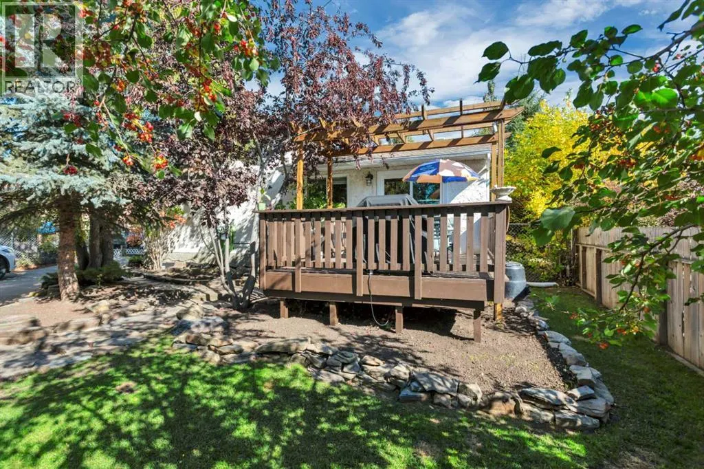 54 Lakeview Crescent