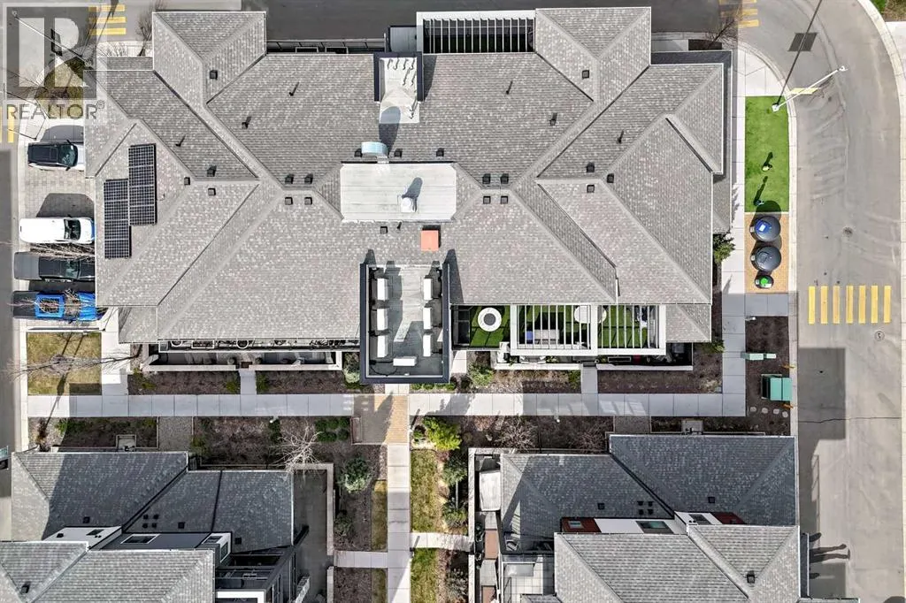101, 10 Mahogany Circle SE