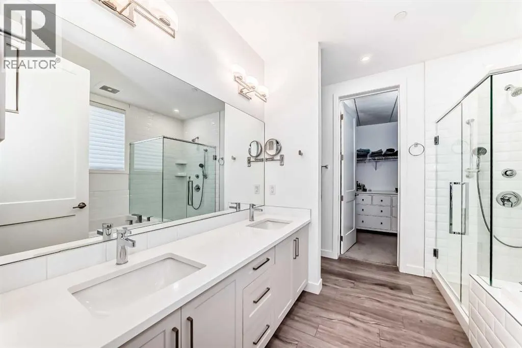 101, 10 Mahogany Circle SE