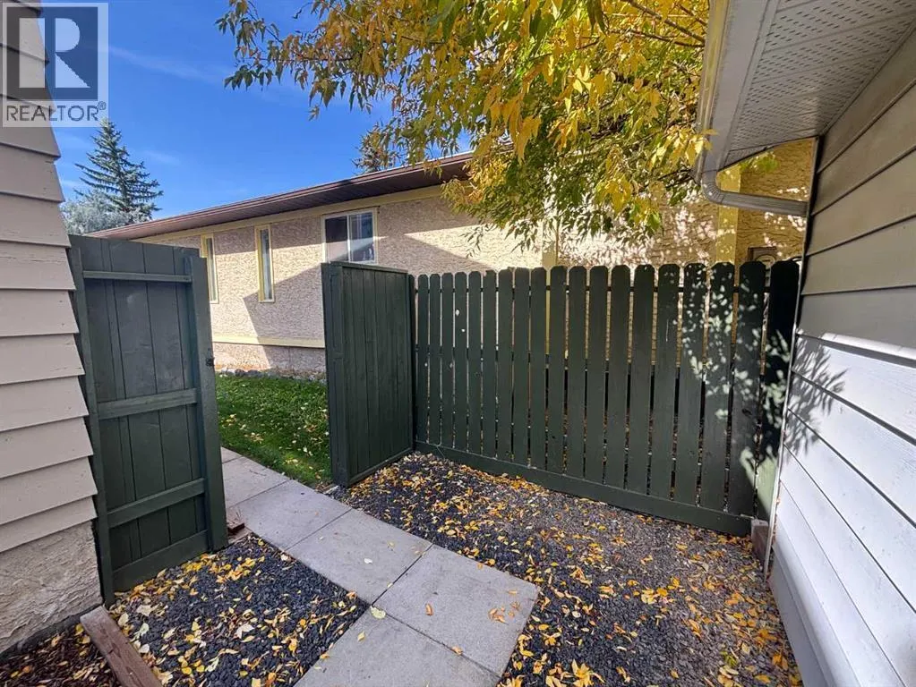 235 Shawcliffe Circle SW