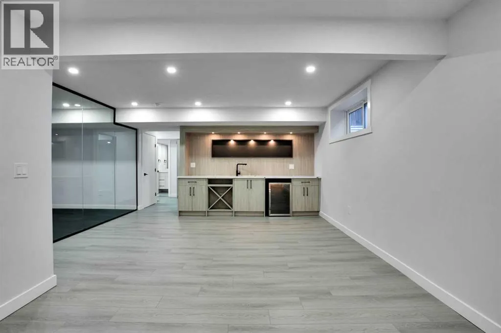 309 Everridge Drive SW