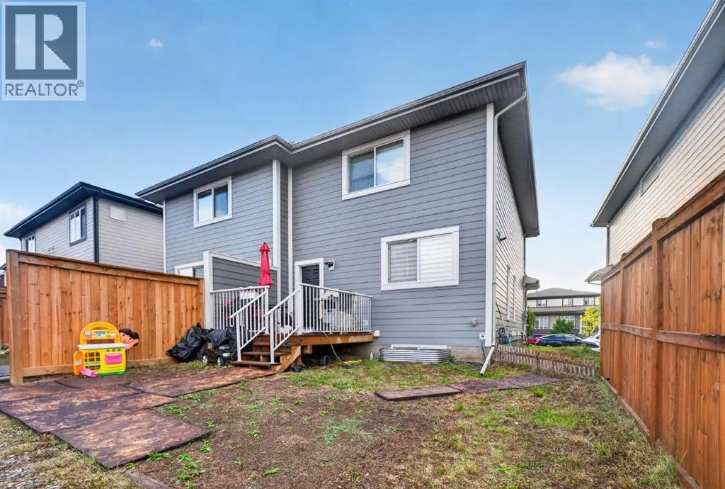 981 Mahogany Boulevard SE
