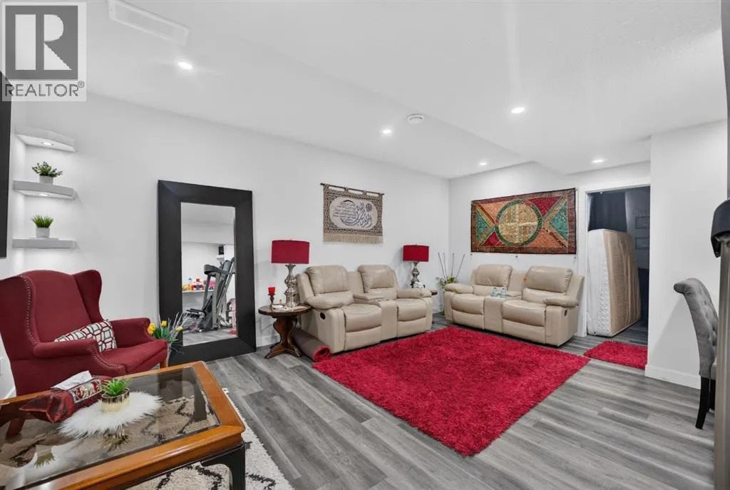 981 Mahogany Boulevard SE