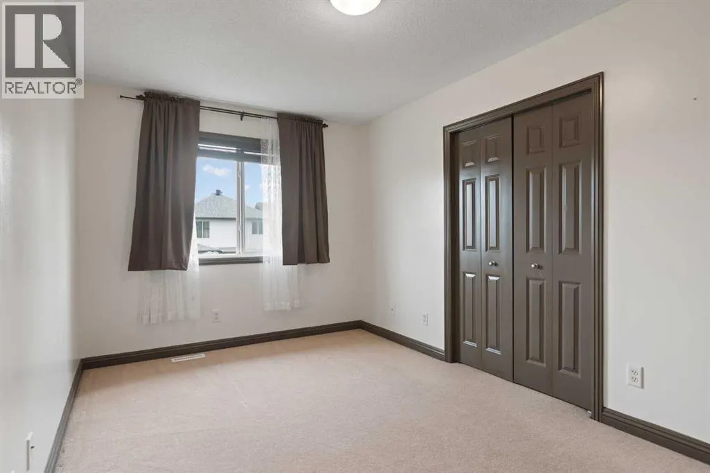 161 Prestwick Close SE