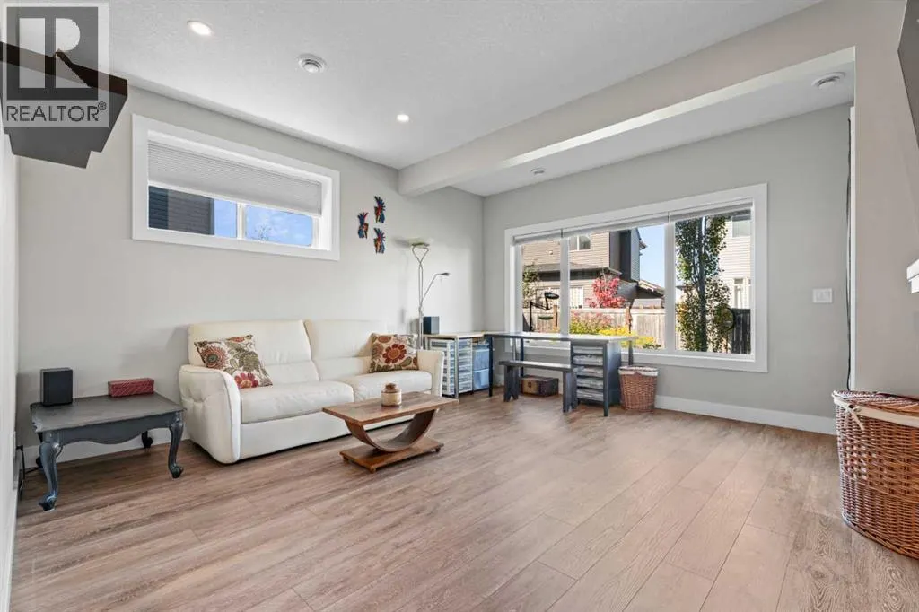 25 Cimarron Springs Court