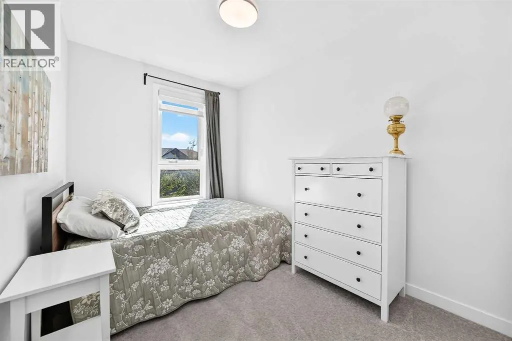 35 Silverton Glen Green SW