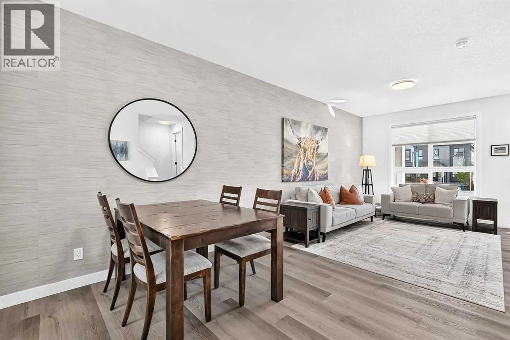 35 Silverton Glen Green SW