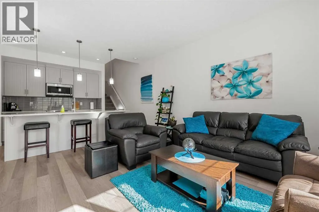 203 Mahogany Grove SE