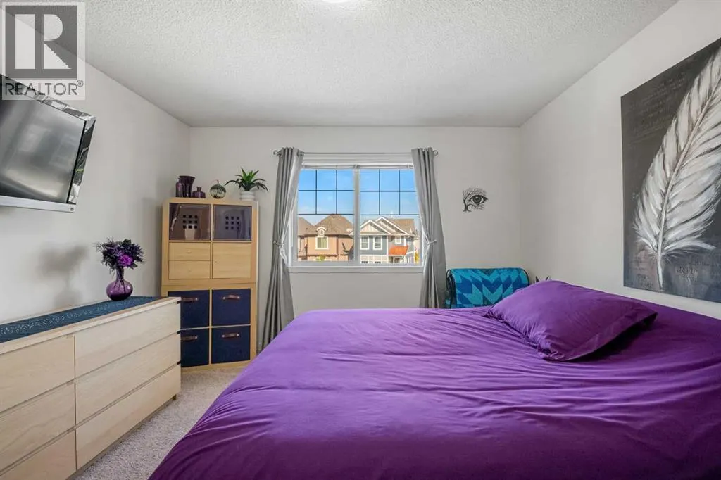 203 Mahogany Grove SE