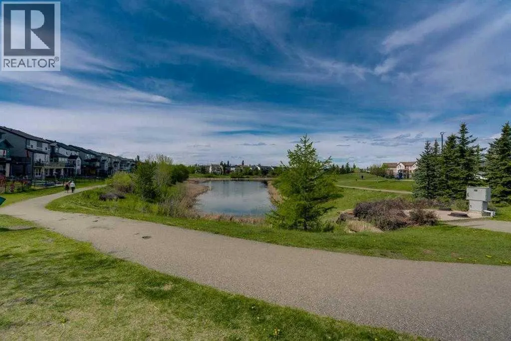 147 Copperstone Park SE