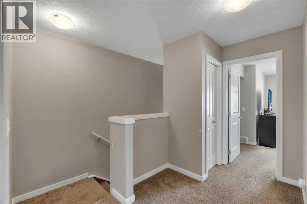 147 Copperstone Park SE