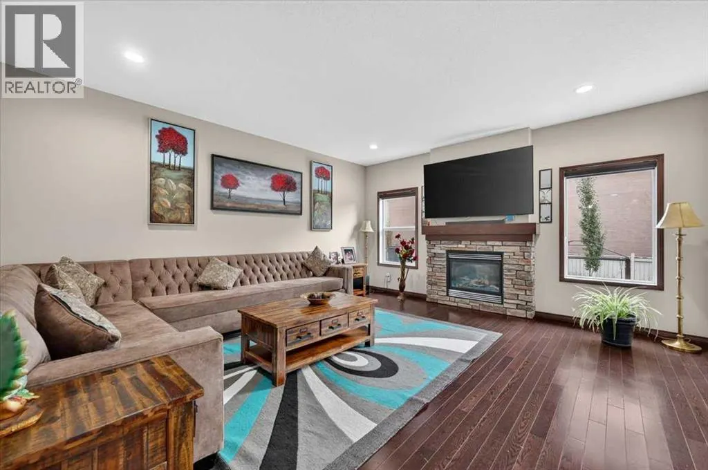 233 Aspenmere Circle