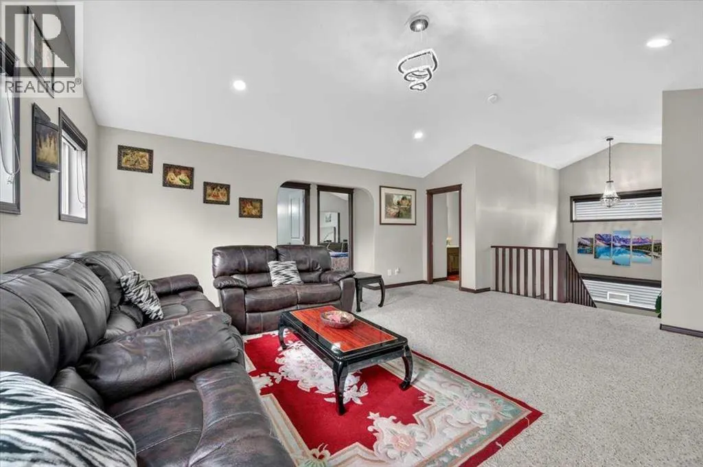 233 Aspenmere Circle