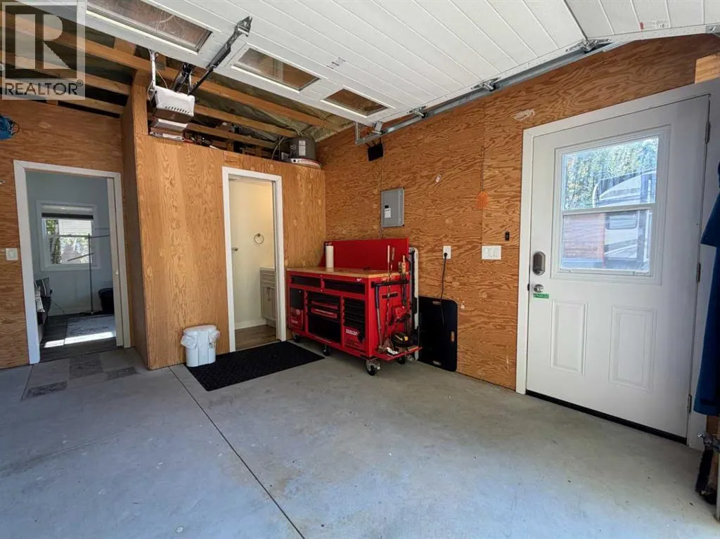 18B,  10042 township road 422