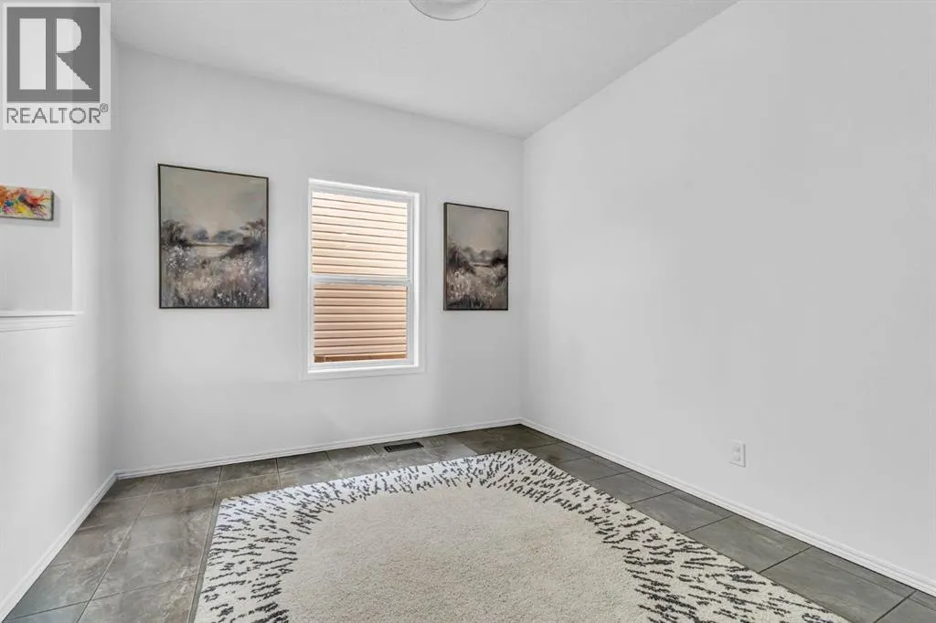 123 Elgin Meadows Way SE