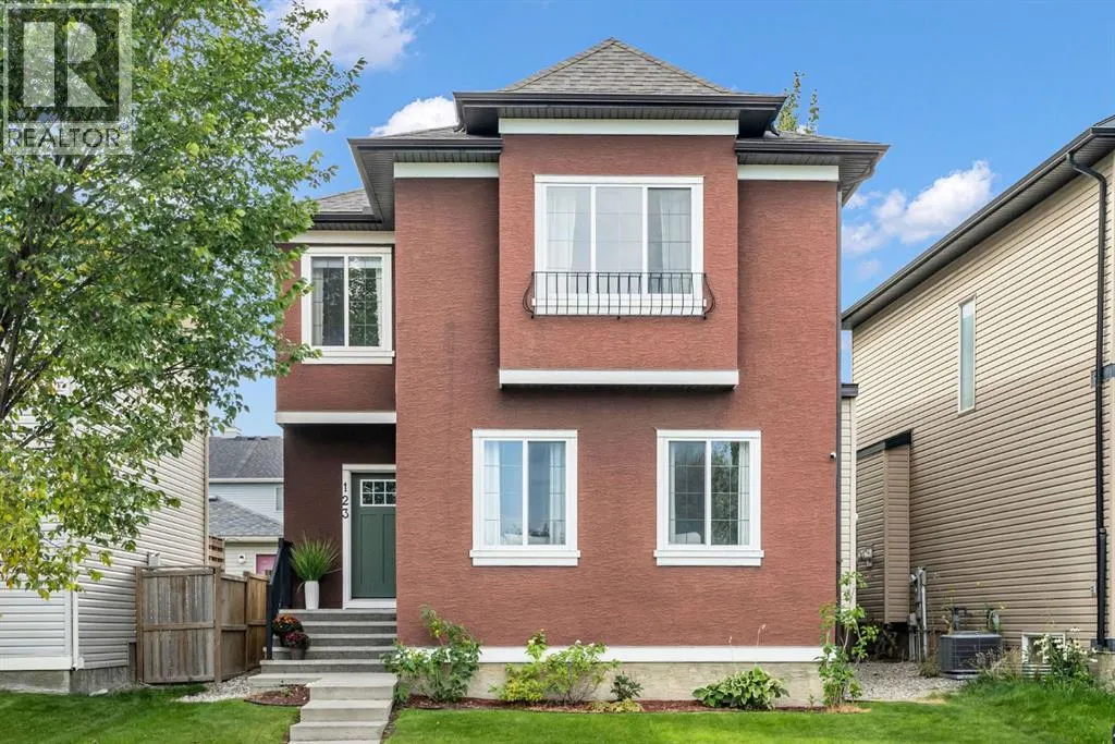 123 Elgin Meadows Way SE