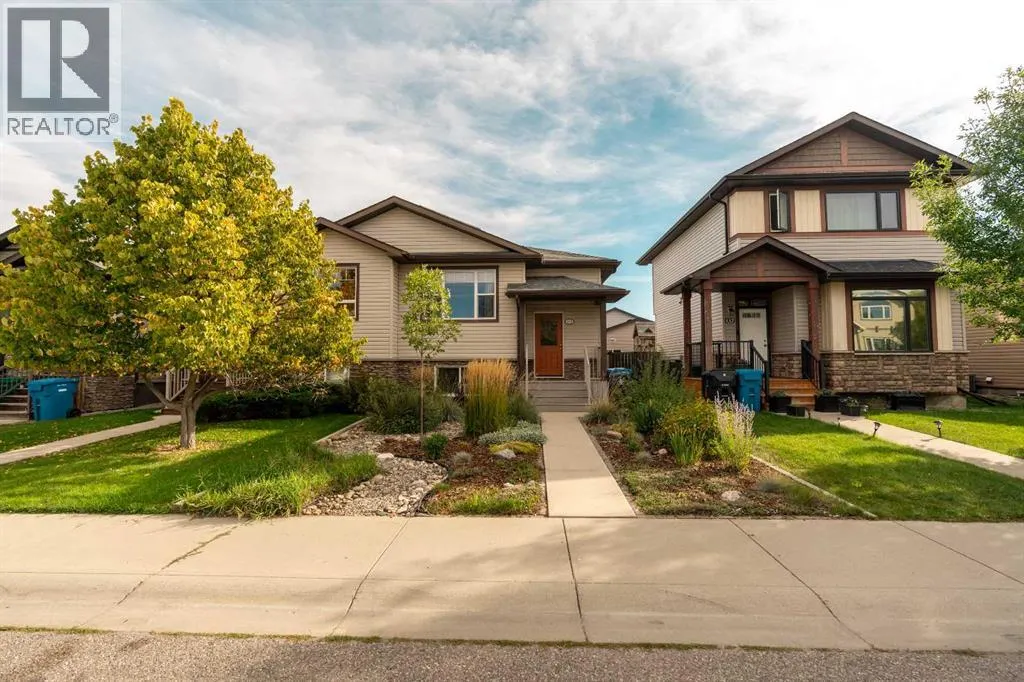 113 Mt Sundance Crescent W