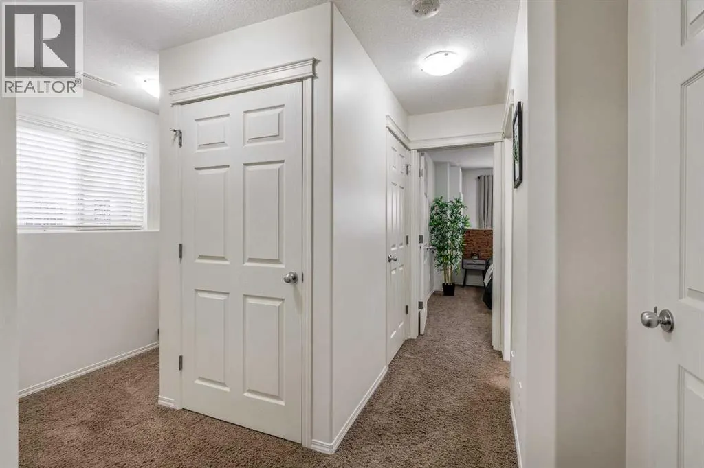 113 Mt Sundance Crescent W
