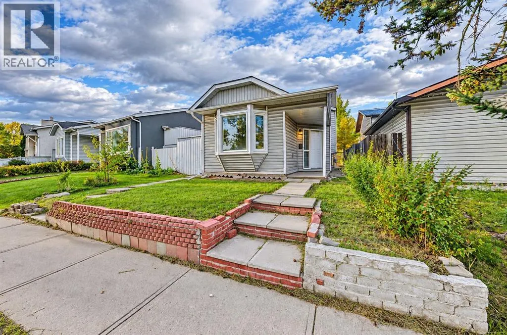310 Castleridge Drive NE