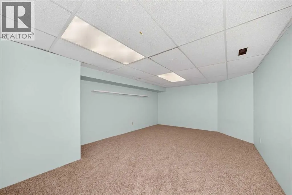 200 Downey Place