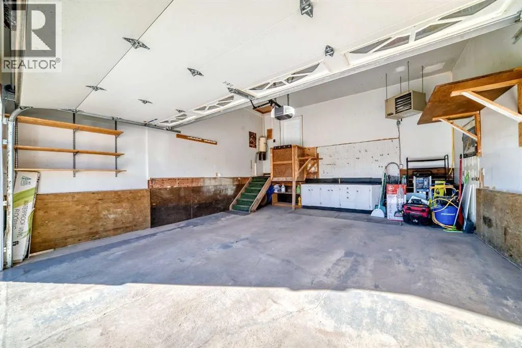 200 Downey Place