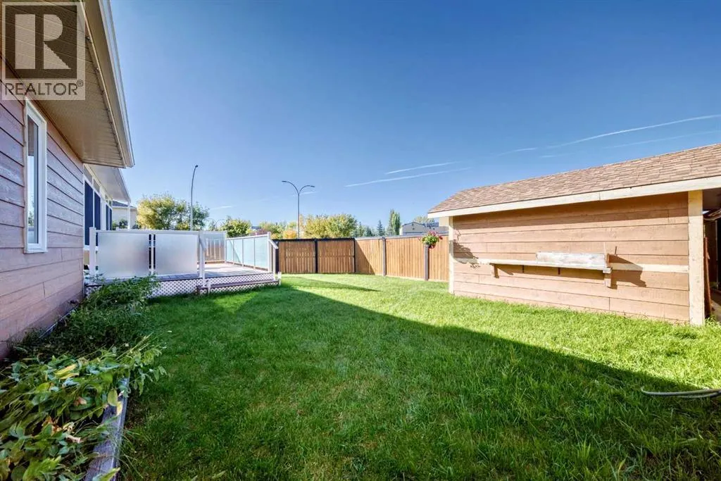 200 Downey Place