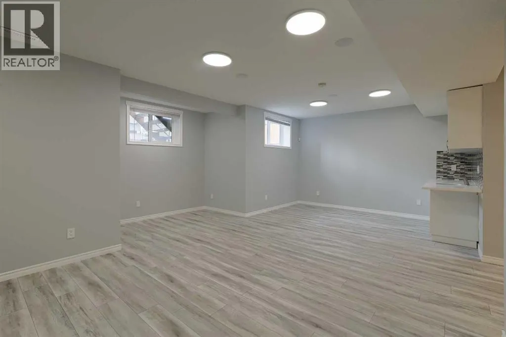 97 Aspenshire Drive SW