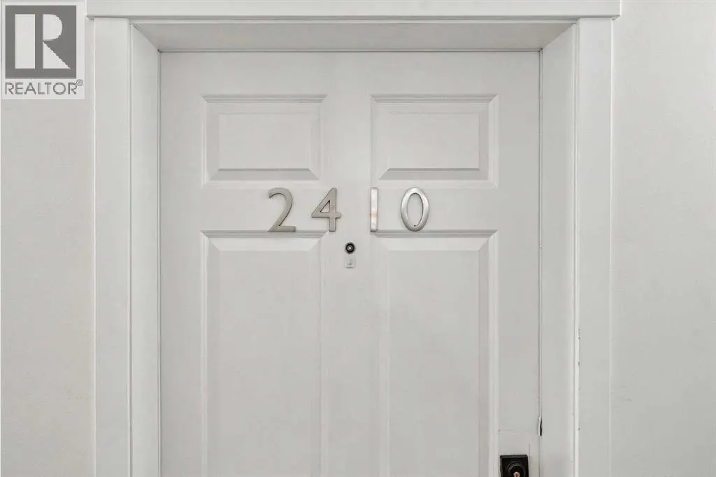 2410, 99 Copperstone Park SE