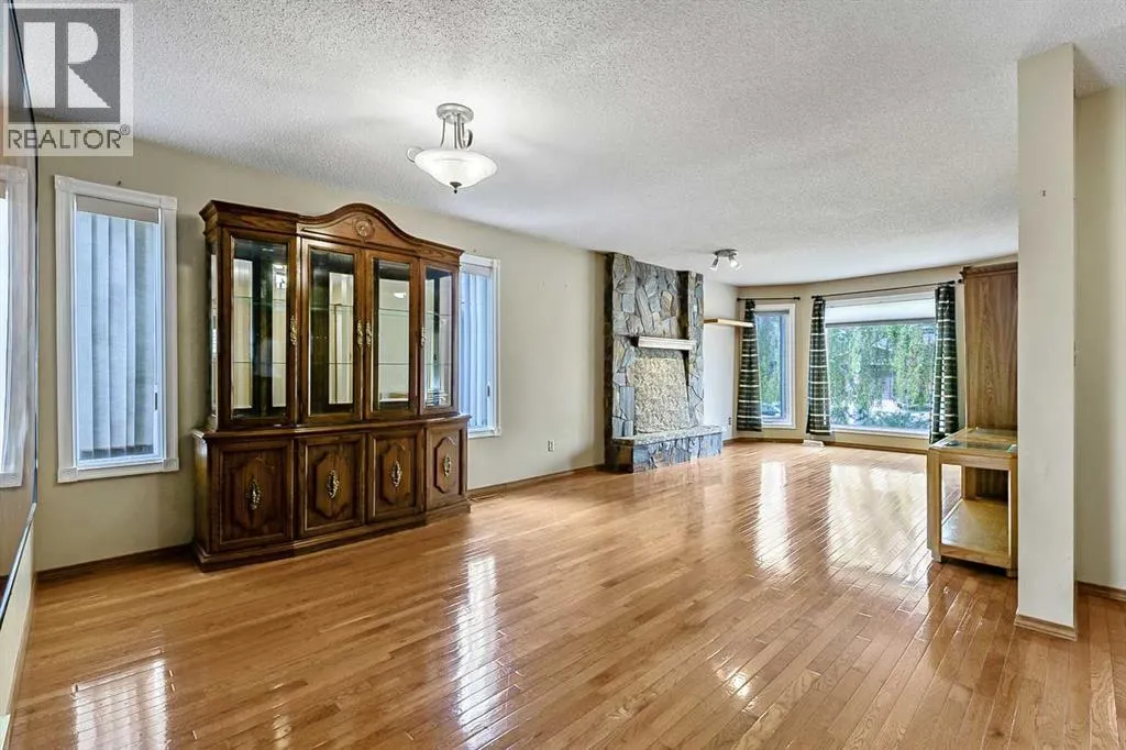 25 Downey Road