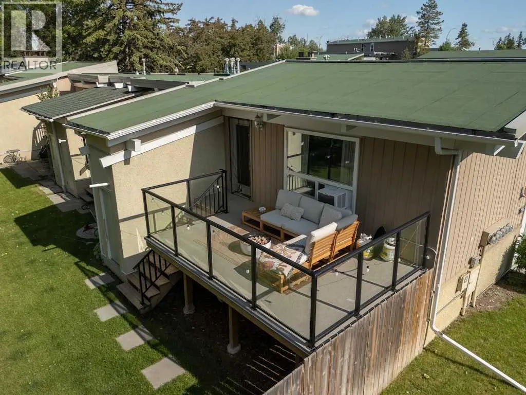 706, 11010 Bonaventure Drive SE