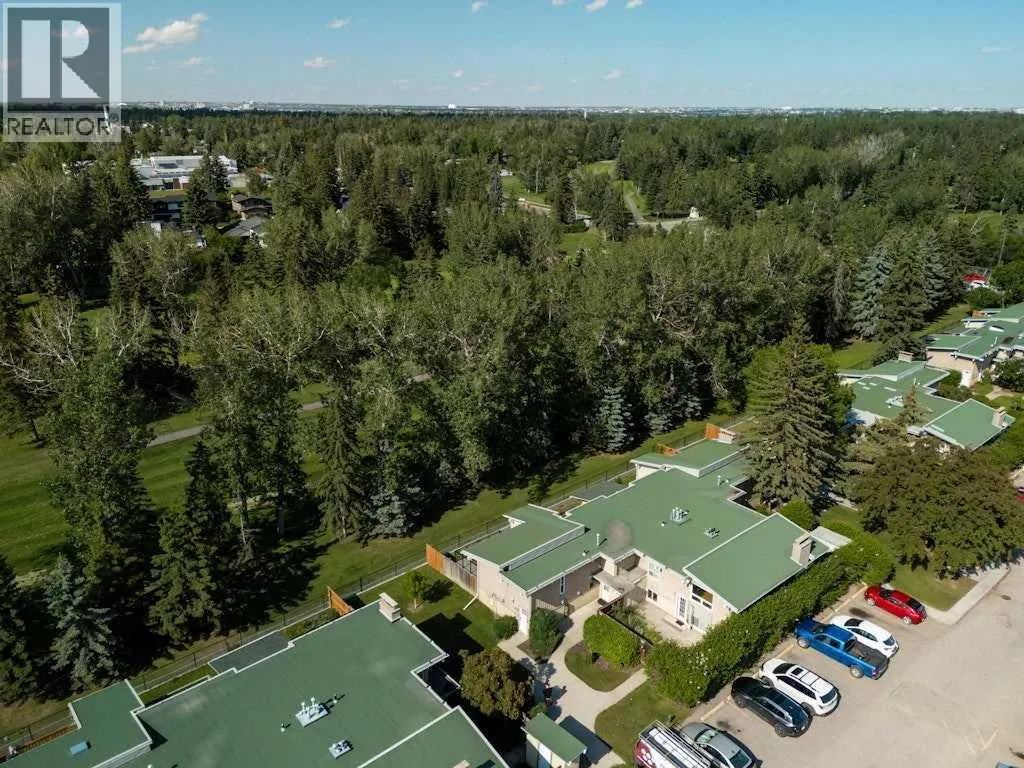 706, 11010 Bonaventure Drive SE