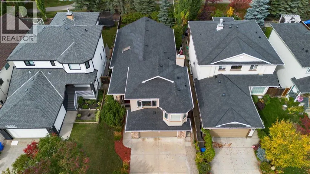 18 Tuscany Meadows Heights NW