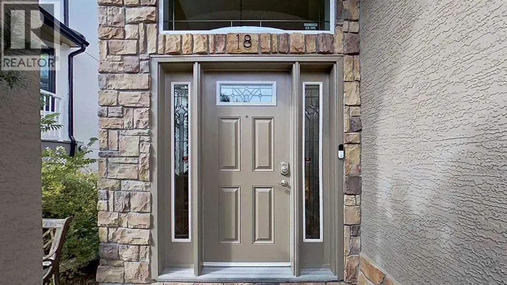 18 Tuscany Meadows Heights NW