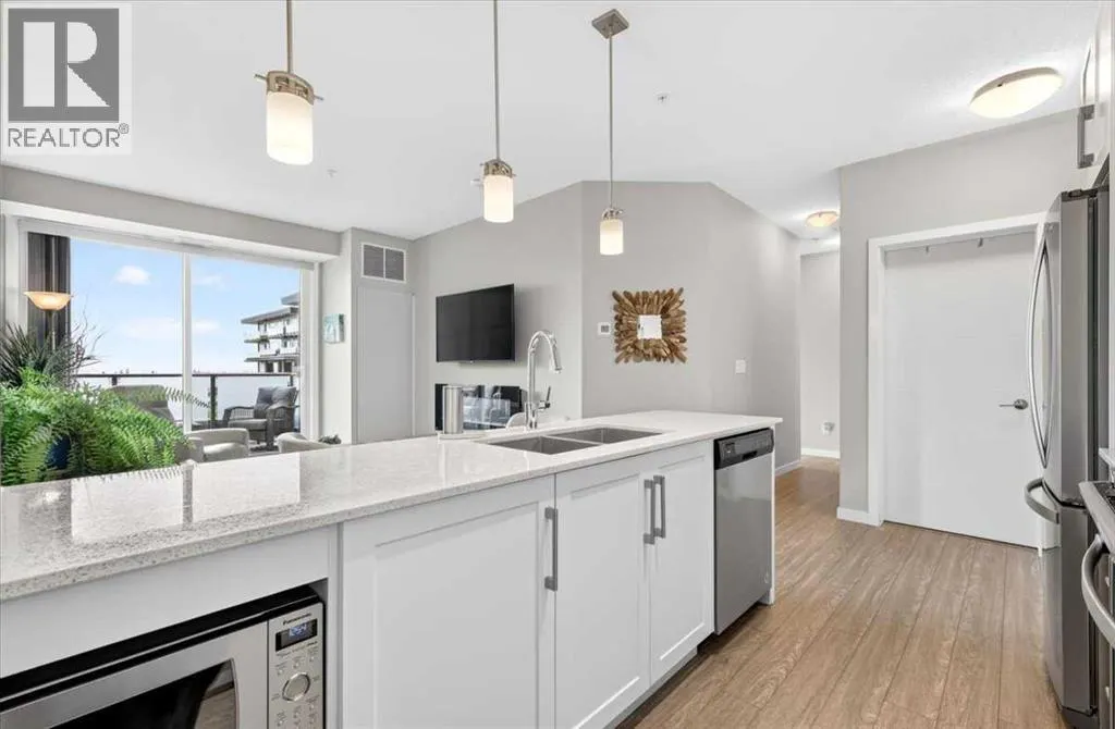 412, 122 Mahogany Centre SE